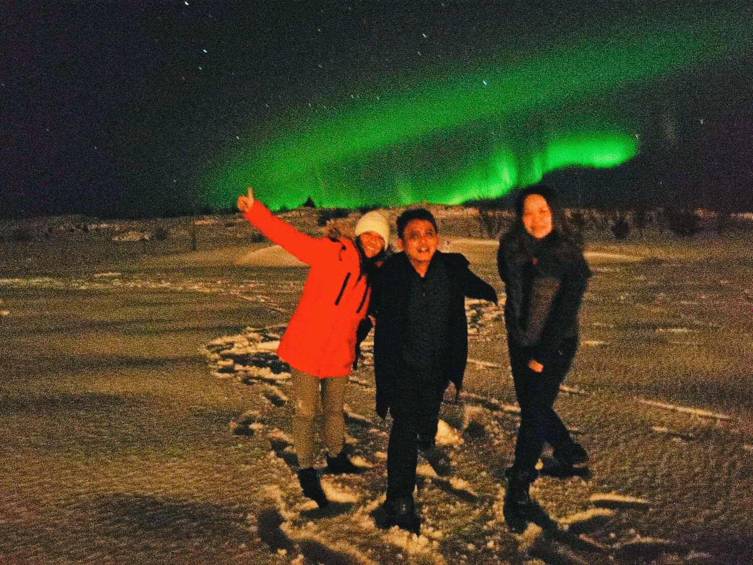 คลิ๊ก!!!-ชมภาพ คณะทัวร์ ท่องเที่ยว ประเทศไอซ์แลนด์ AMAZING ICELAND